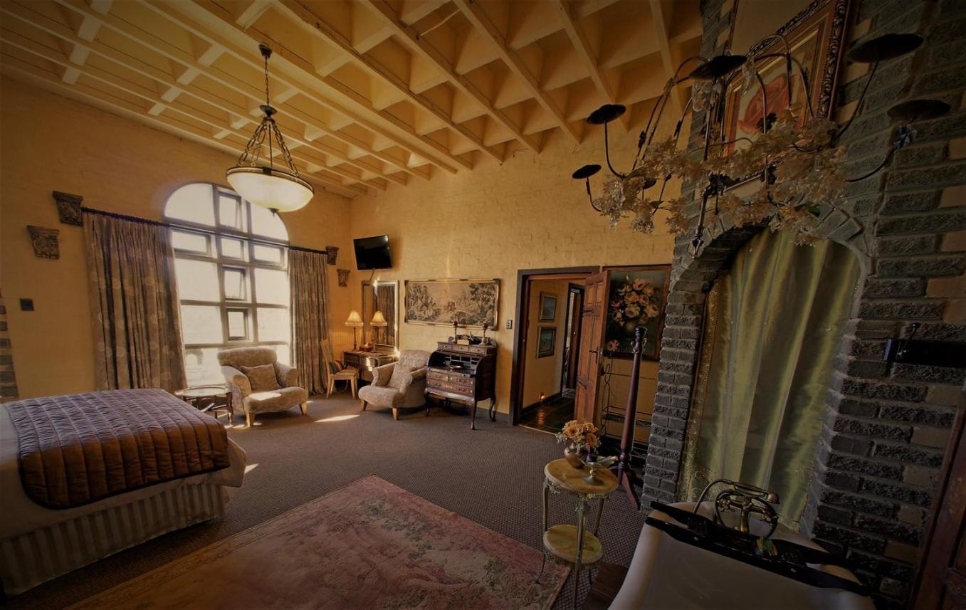 Bygracealone Manor Hotell Outeniekwa Exteriör bild