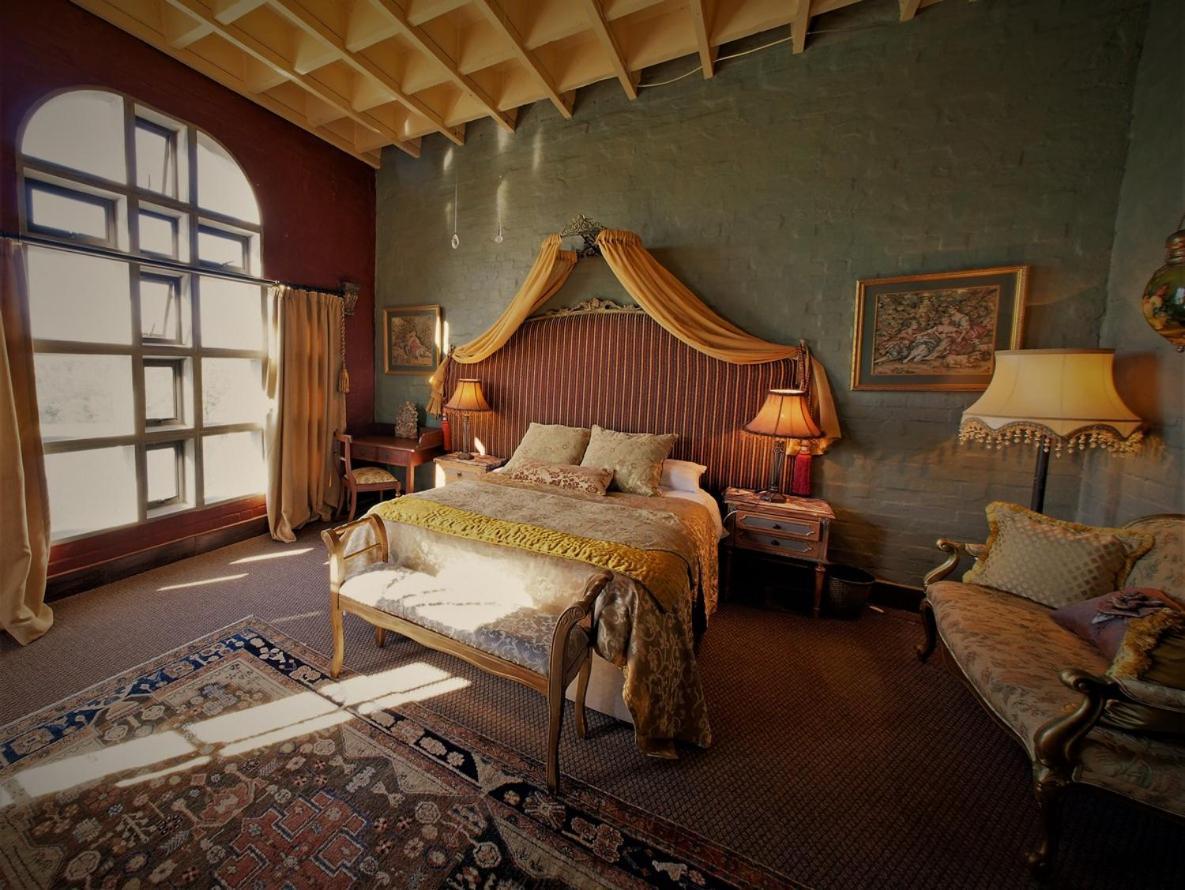 Bygracealone Manor Hotell Outeniekwa Exteriör bild