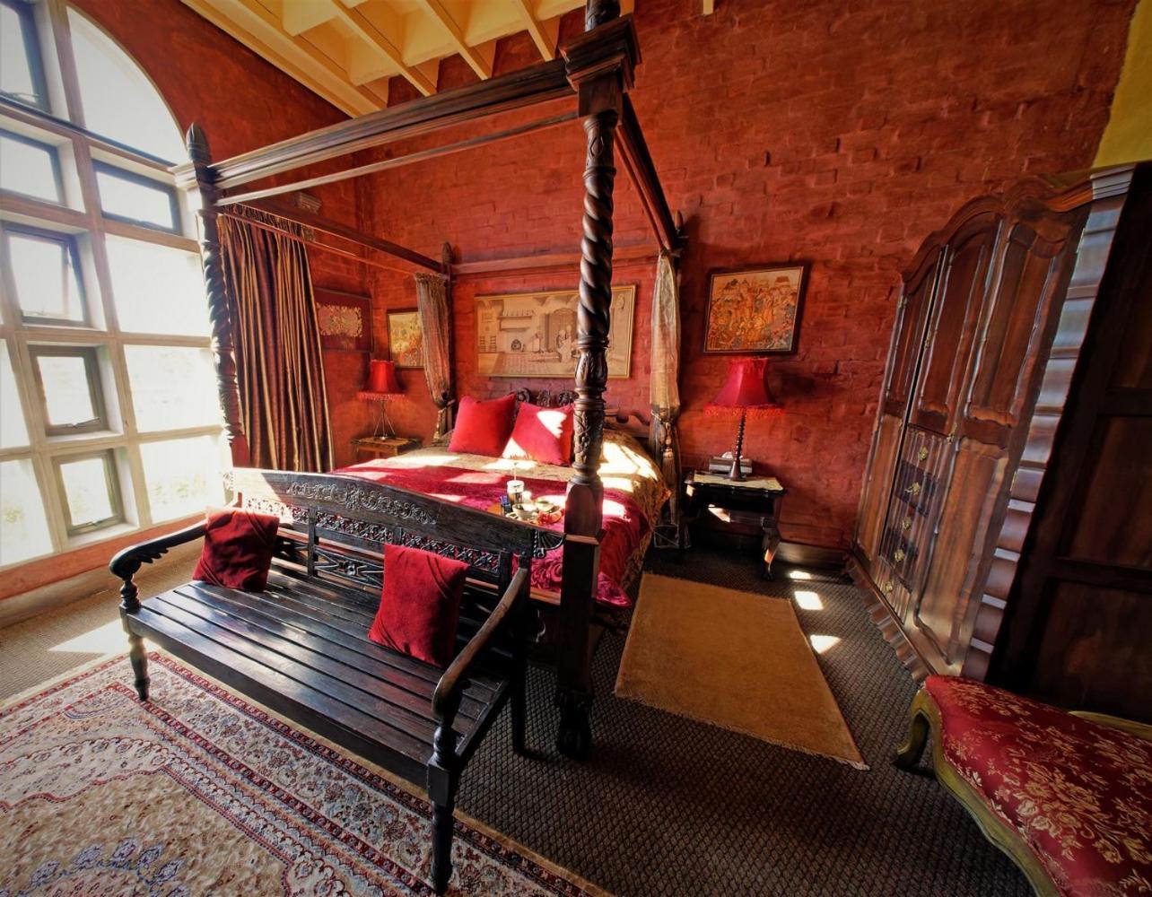 Bygracealone Manor Hotell Outeniekwa Exteriör bild